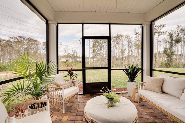 view of sunroom / solarium