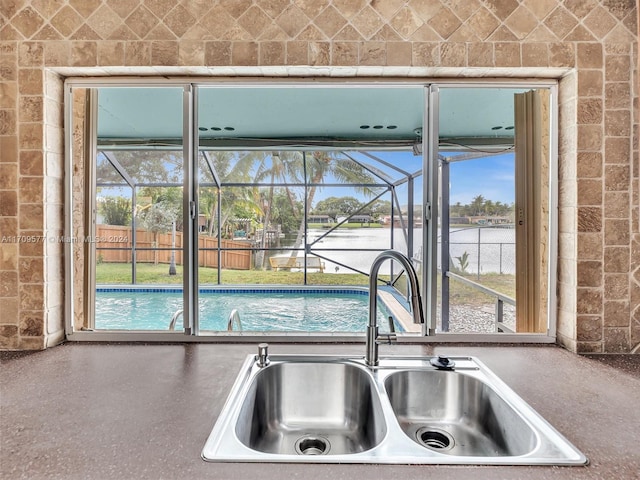 interior details featuring sink