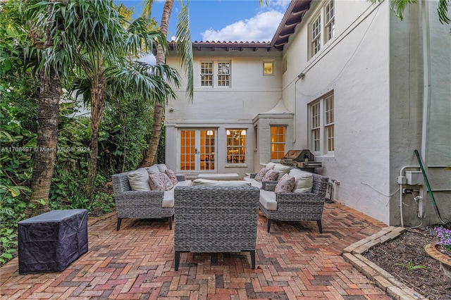 view of patio featuring outdoor lounge area