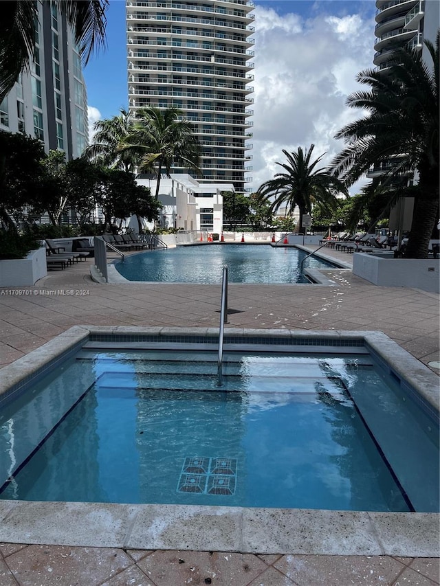 view of swimming pool