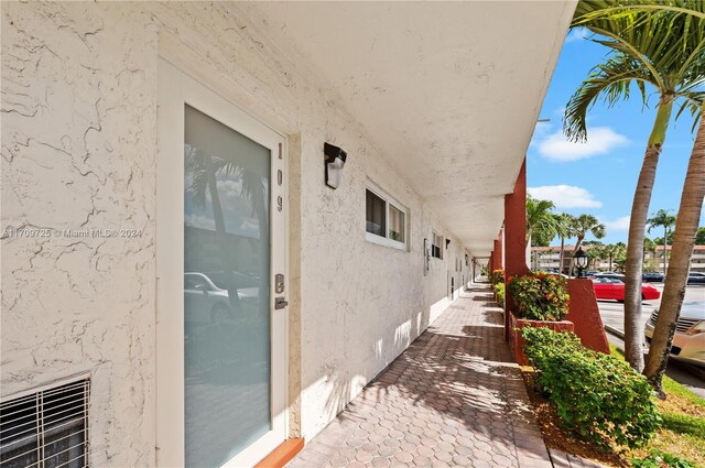 711 S Hollybrook Dr Unit 109, Pembroke Pines, FL 33025 - photo 3