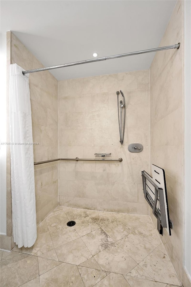 bathroom with walk in shower