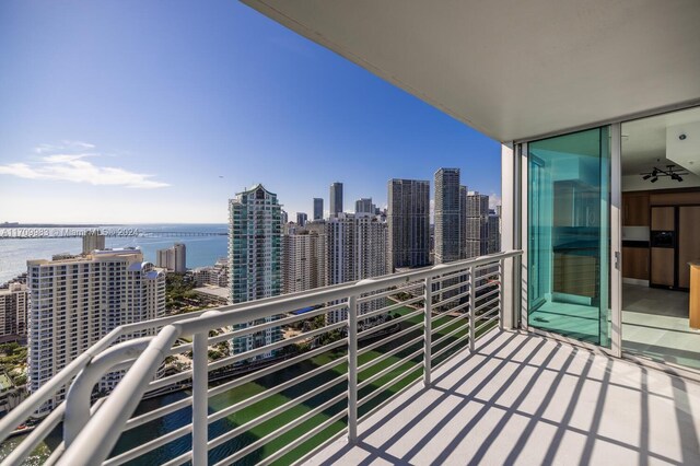 335 S Biscayne Blvd Unit 4109, Miami, FL 33131 - balcony featuring a water view and a view of city