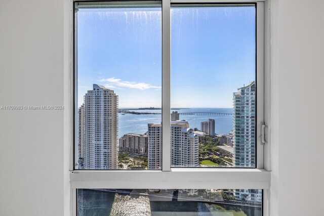 335 S Biscayne Blvd Unit 4109, Miami, FL 33131 - interior details with a water view and a view of city