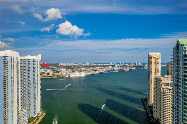 335 S Biscayne Blvd Unit 4109, Miami, FL 33131 - view of water feature with a city view