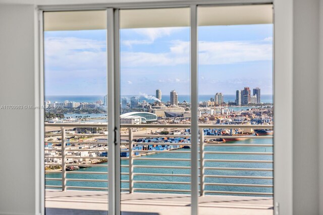 335 S Biscayne Blvd Unit 4109, Miami, FL 33131 - interior space with a water view and a city view