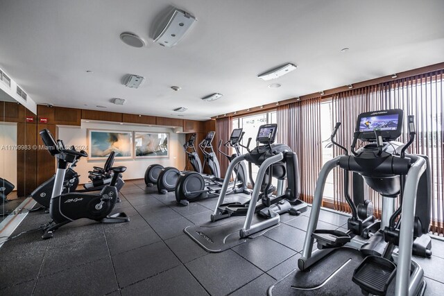 335 S Biscayne Blvd Unit 4109, Miami, FL 33131 - view of workout area