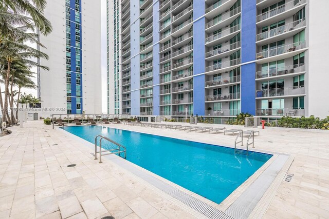 335 S Biscayne Blvd Unit 4109, Miami, FL 33131 - pool featuring a patio area