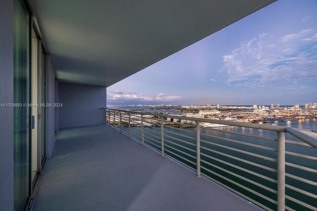 335 S Biscayne Blvd Unit 4109, Miami, FL 33131 - balcony with a water view and a city view