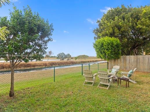 view of yard with a water view