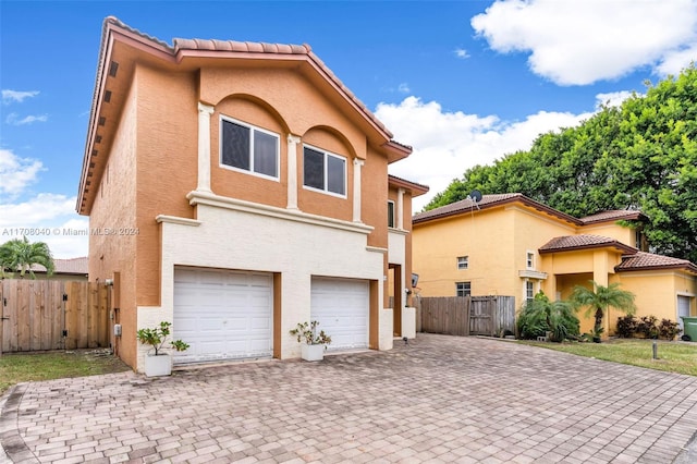 view of front of home featuring a garage