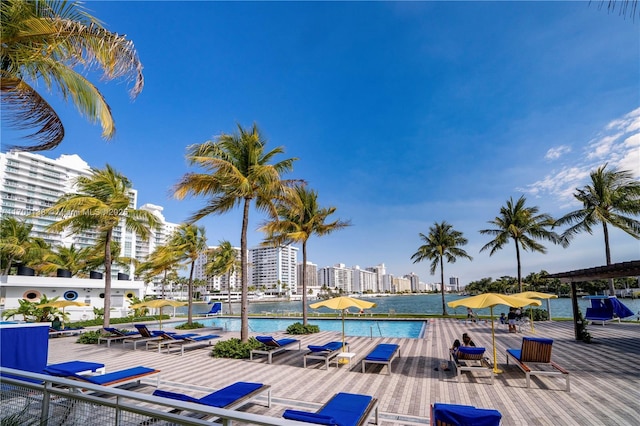 6103 Aqua Ave Unit 301, Miami Beach, FL 33141 - view of community pool