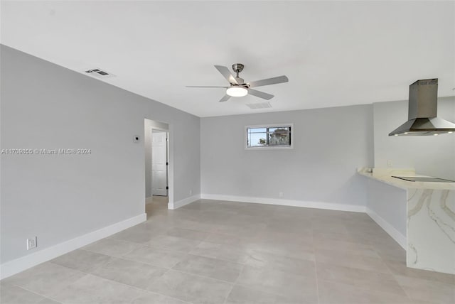 empty room featuring ceiling fan