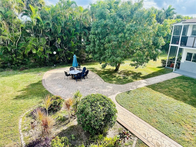 view of yard with a patio