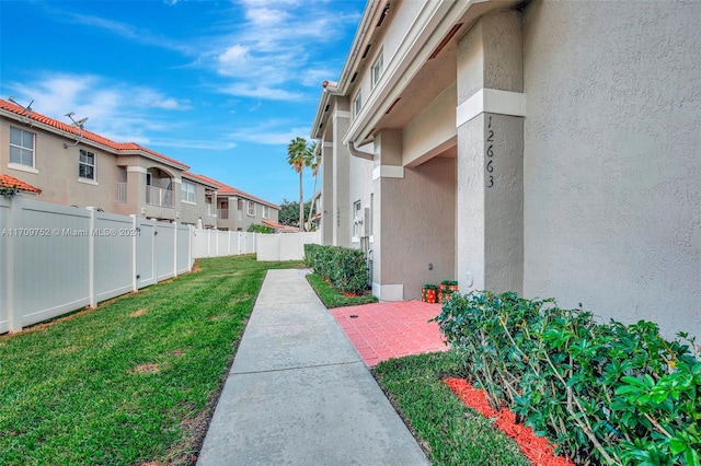 view of yard with a patio area