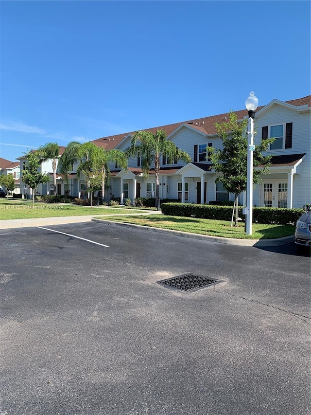 view of front of home with a front yard