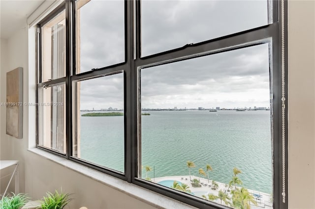 1800 NE 114th St Unit 1105, Miami, FL 33181 - water view