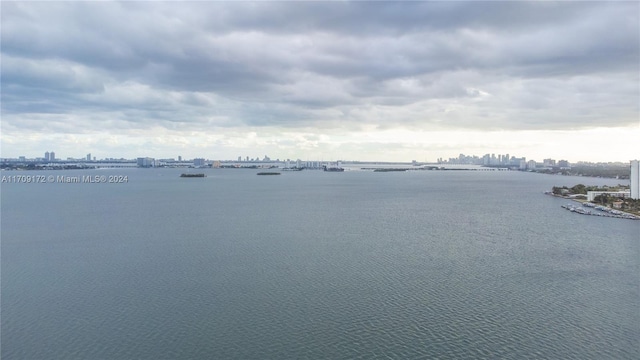 1800 NE 114th St Unit 1105, Miami, FL 33181 - water view with city skyline