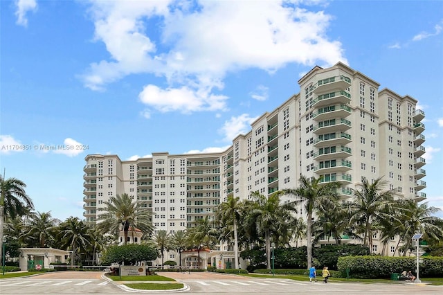 19900 E Country Club Dr Unit 610, Aventura, FL 33180 - photo 22