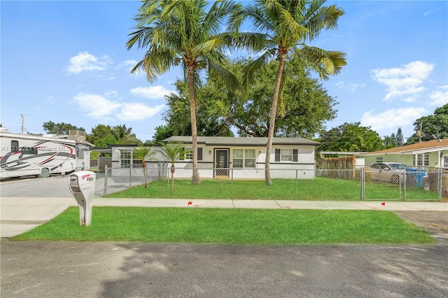 view of front of house with a front lawn