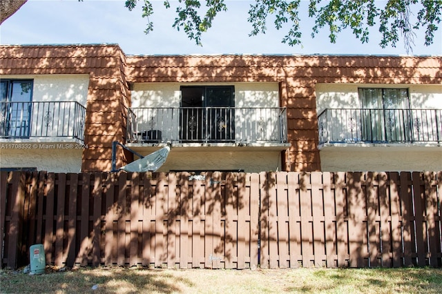 view of rear view of house