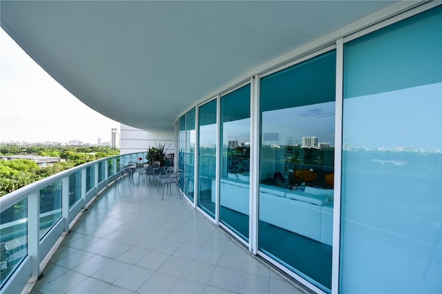 2127 Brickell Ave Unit 1005, Miami, FL 33129 - balcony featuring a city view