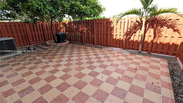 view of patio featuring cooling unit