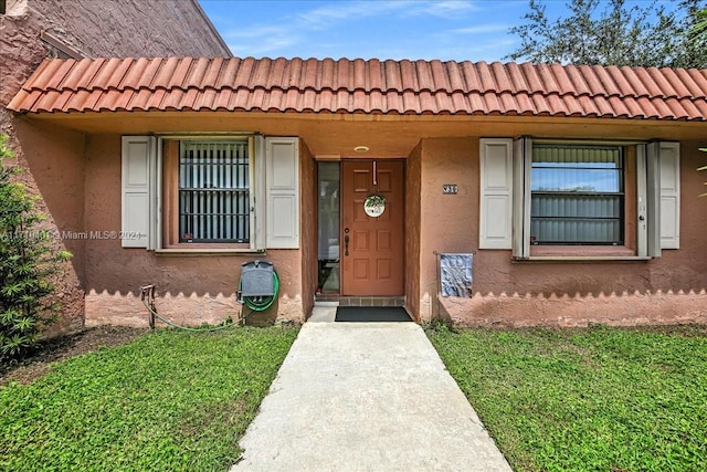 view of property entrance