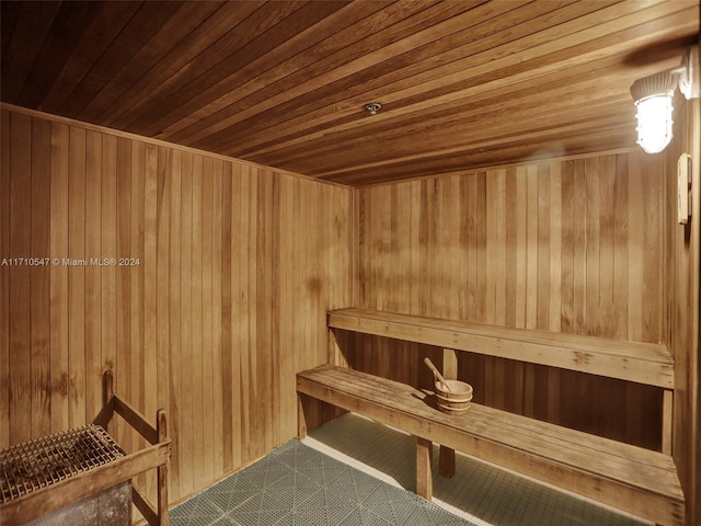 view of sauna / steam room