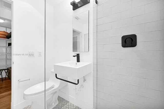 bathroom with toilet