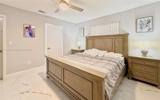 bedroom with ceiling fan