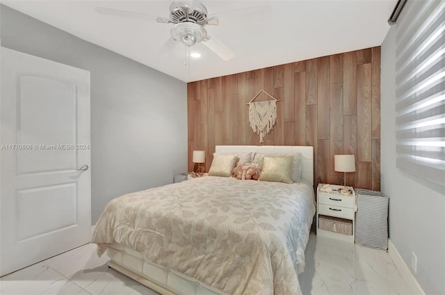 bedroom with ceiling fan