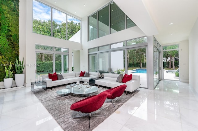 6301 SW 114th St, Pinecrest, FL 33156 - living area featuring a towering ceiling