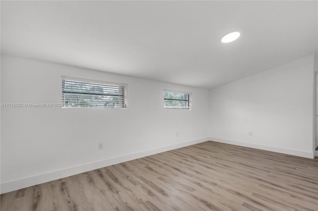 unfurnished room featuring light hardwood / wood-style flooring