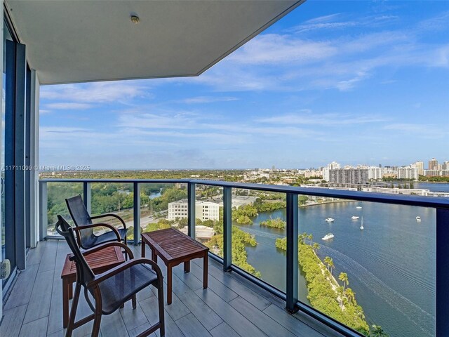 17301 Biscayne Blvd Unit 2008, North Miami Beach, FL 33160 - balcony with a water view and a city view