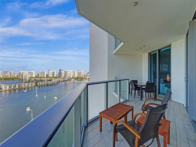 17301 Biscayne Blvd Unit 2008, North Miami Beach, FL 33160 - balcony featuring a water view and a view of city