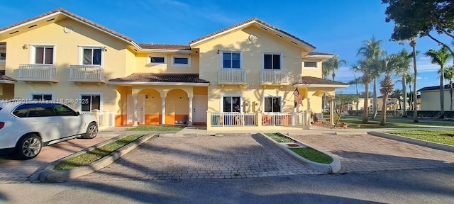 view of mediterranean / spanish home