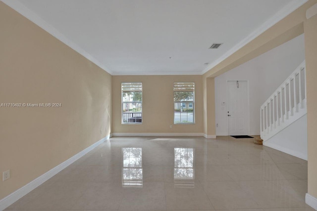 empty room with crown molding