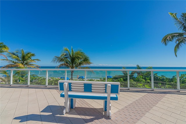 view of property's community featuring a water view