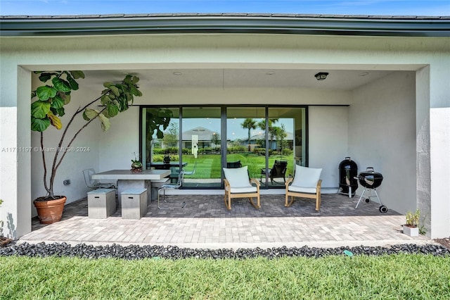 4536 N Silverwood Ln N, Oakland Park, FL 33309 - view of patio / terrace