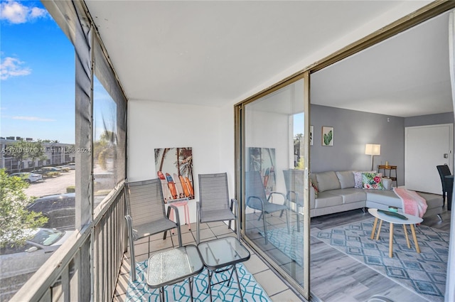 view of sunroom / solarium