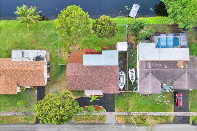 bird's eye view with a water view