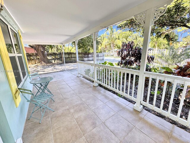 1820 SW 11th Ct, Fort Lauderdale, FL 33312 - view of patio