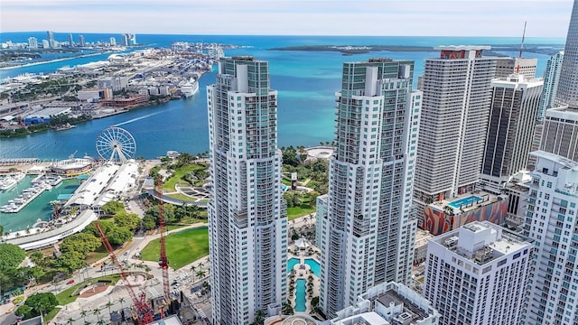 bird's eye view featuring a water view