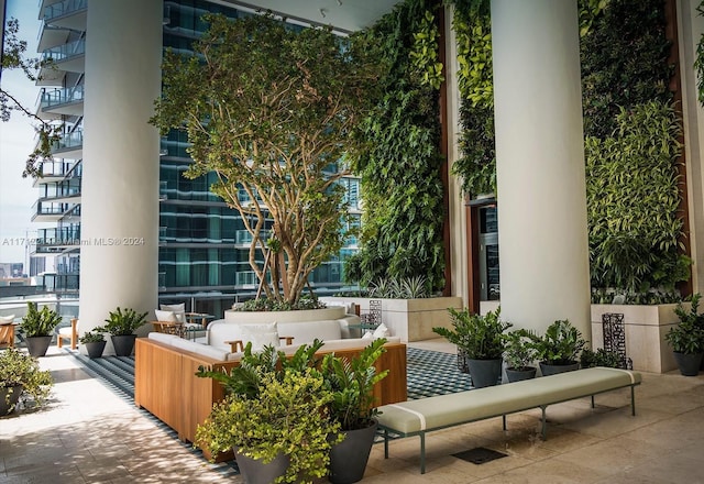 view of patio / terrace featuring an outdoor hangout area