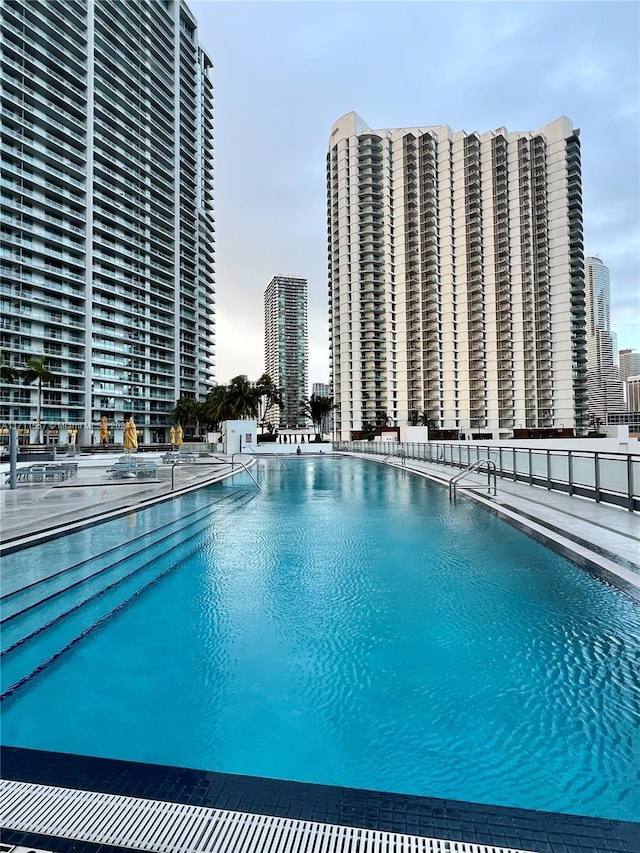 view of swimming pool