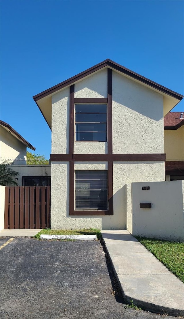 view of contemporary house