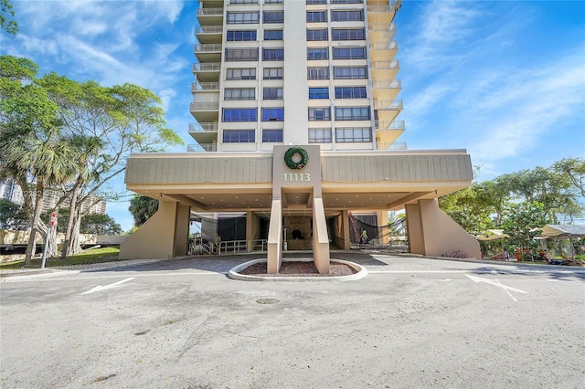 11113 Biscayne Blvd Unit 255, Miami, FL 33181 - view of apartment building / complex