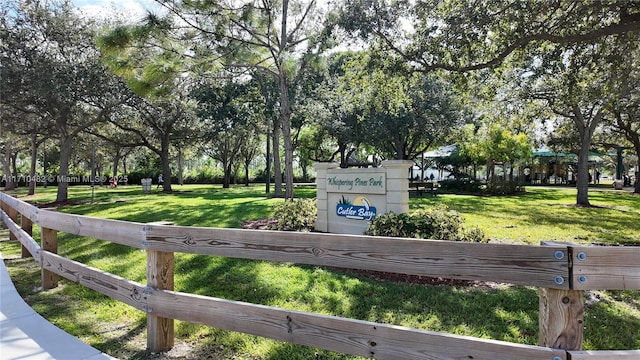 view of exterior details