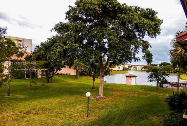 view of yard with a water view